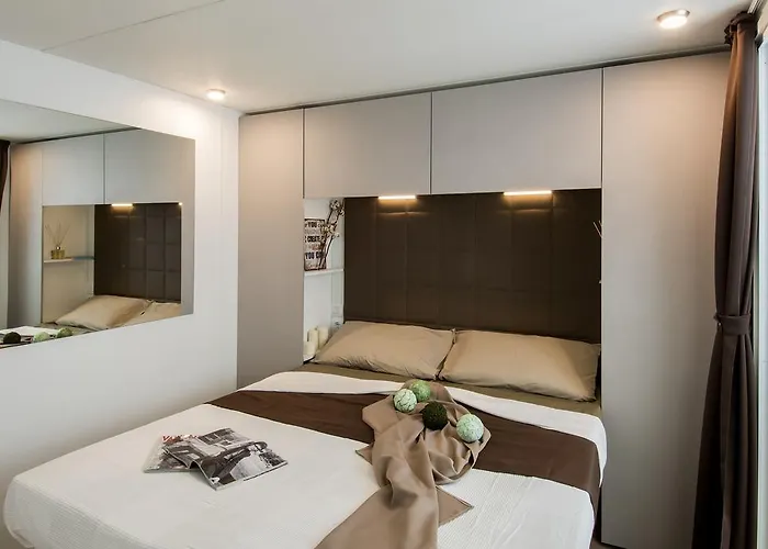 Camping Agricampeggio Oasi Del Garda Lazise